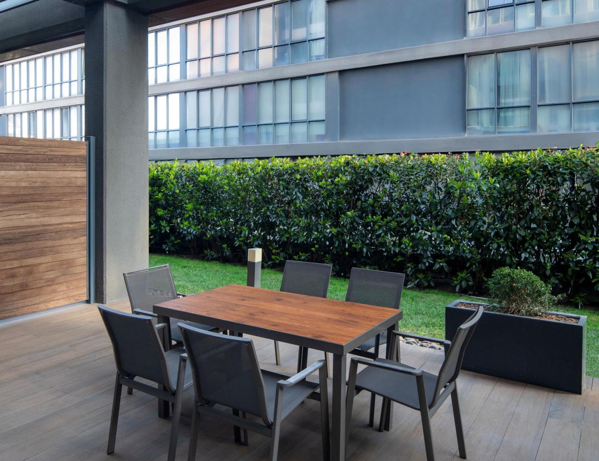 Movenpick Living Istanbul West Istambul Exterior foto