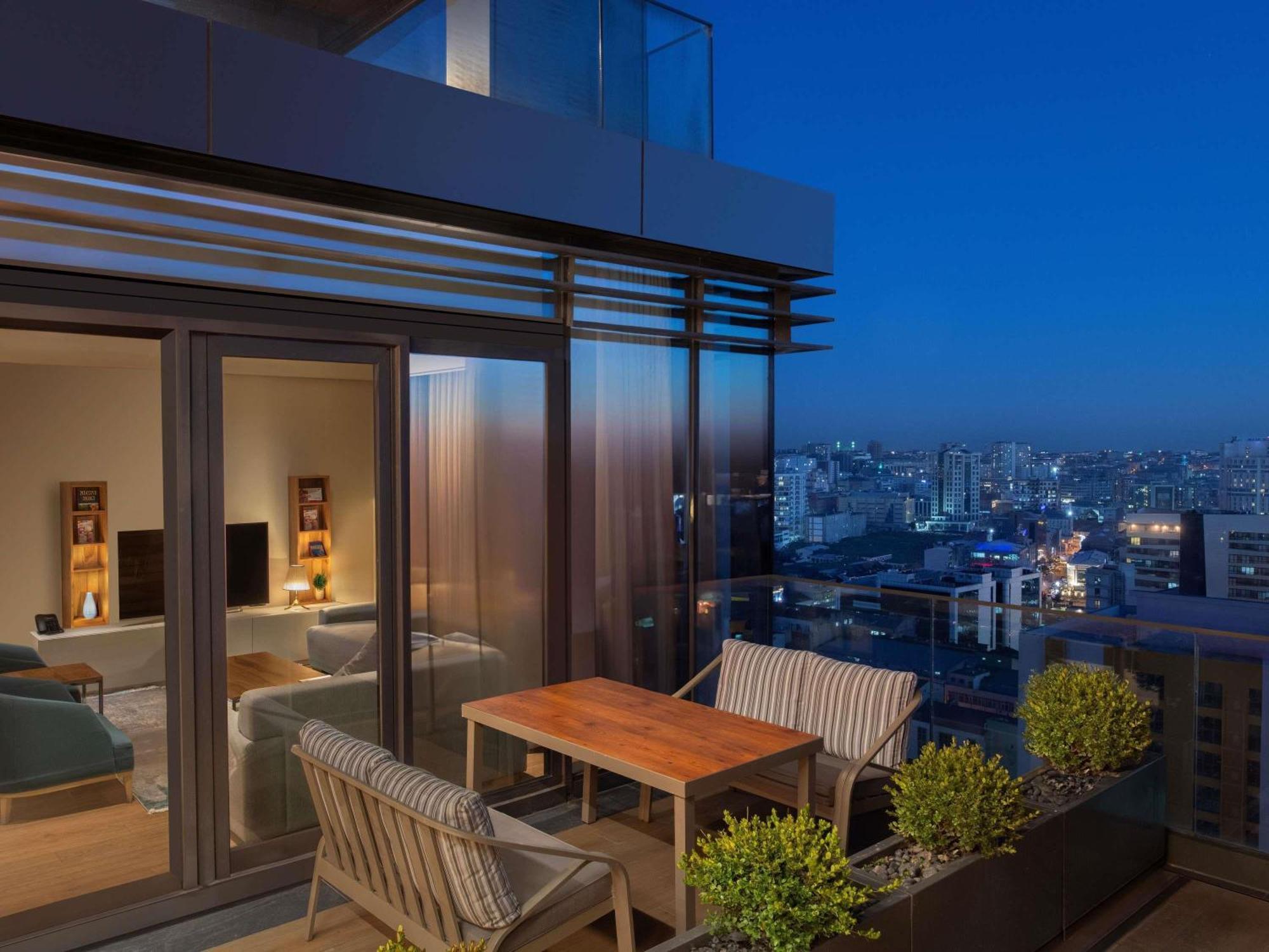 Movenpick Living Istanbul West Istambul Exterior foto