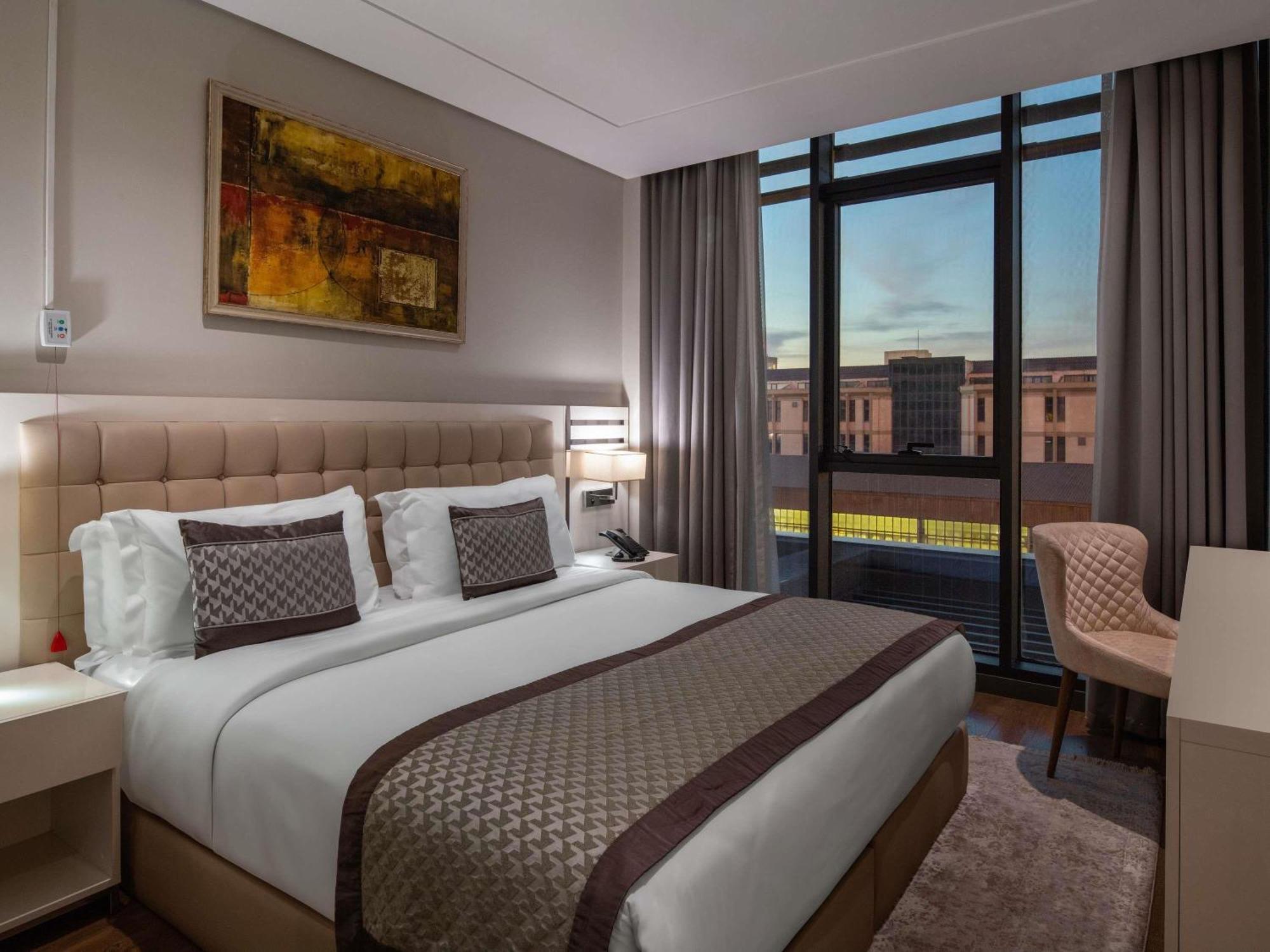 Movenpick Living Istanbul West Istambul Exterior foto